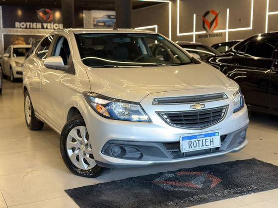 CHEVROLET PRISMA 1.4 MPFI LT 8V FLEX 4P MANUAL CHEVROLET PRISMA 1.4 MPFI LT 8V FLEX 4P MANUAL
